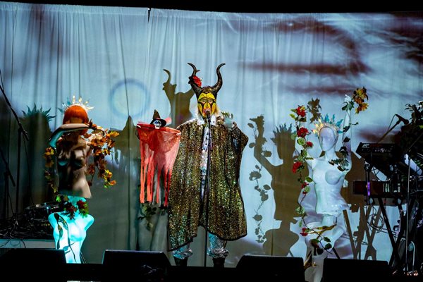 PF 25 02 110 23 ARTHUR BROWN By Carsten Brand