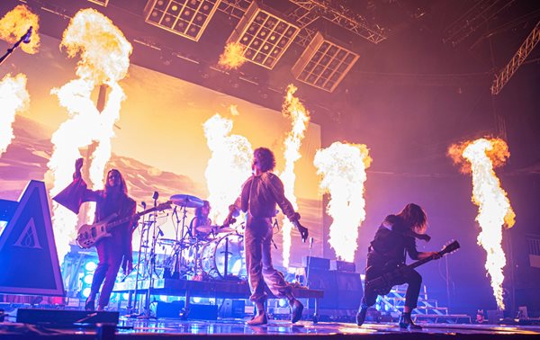 3 Greta Van Fleet Vorst 12 Nov 2023 GVL WEBSIZE