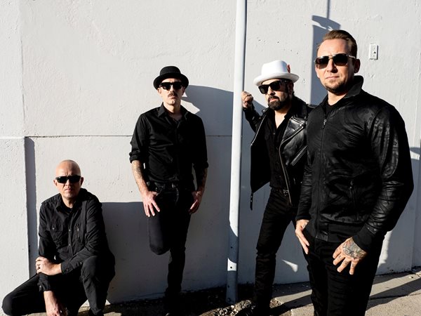 051021 EM1 3255 Scaled