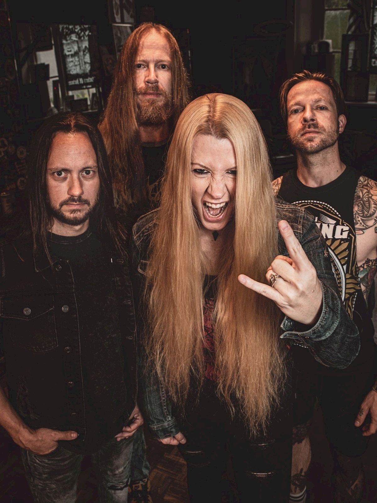 Izegrim - Foto: Sjoerd Modderkolk Fotografie