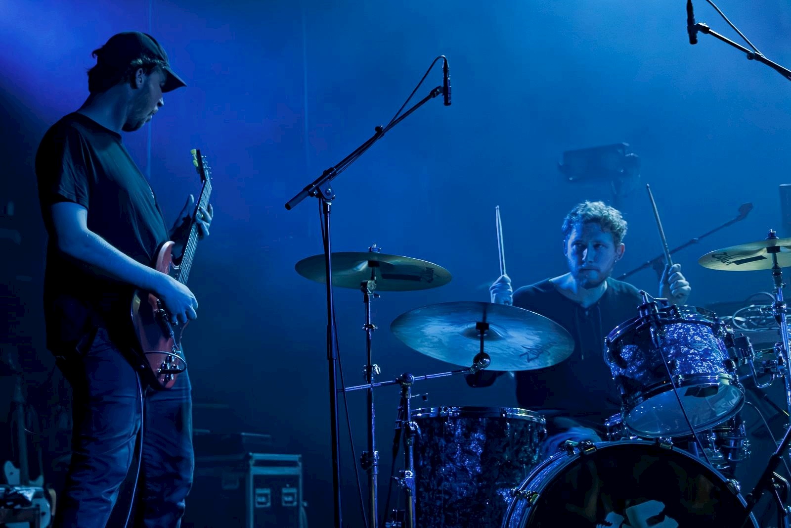 Wijf opent het feest