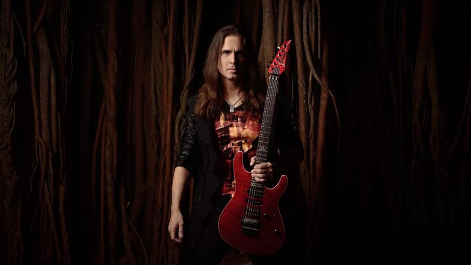 Kiko Loureiro - Foto: Henrique Grandi