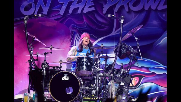 Steel Panther 5