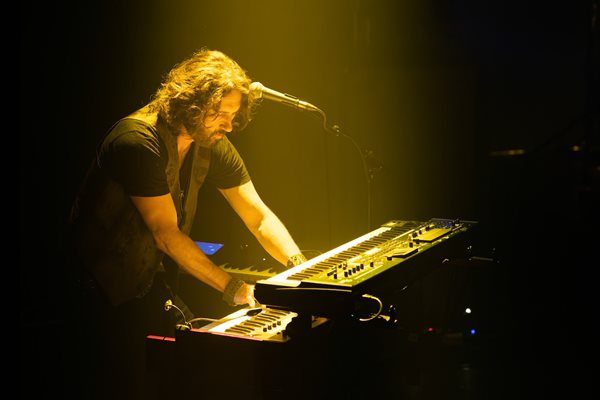 The Cult © Theo De Rycke 5 Min