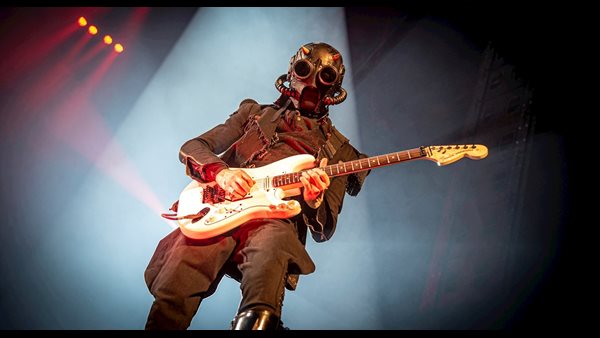 Straffe muzikanten die Nameless Ghouls