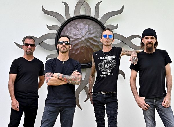Godsmack (1)