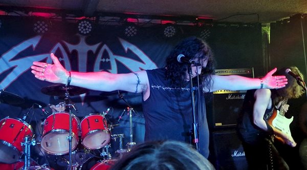 SATAN Christine Bogaerts