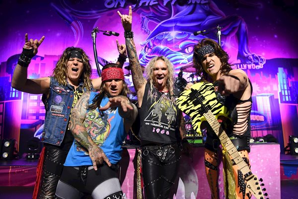 Steel Panther (7) Min