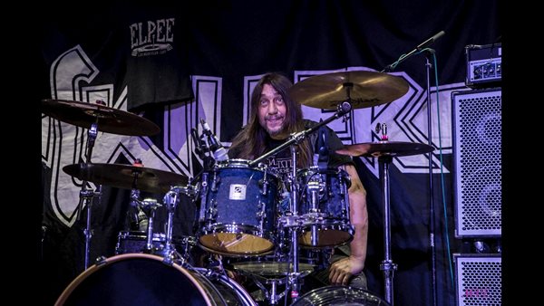 KILLER-drummer Vanne
