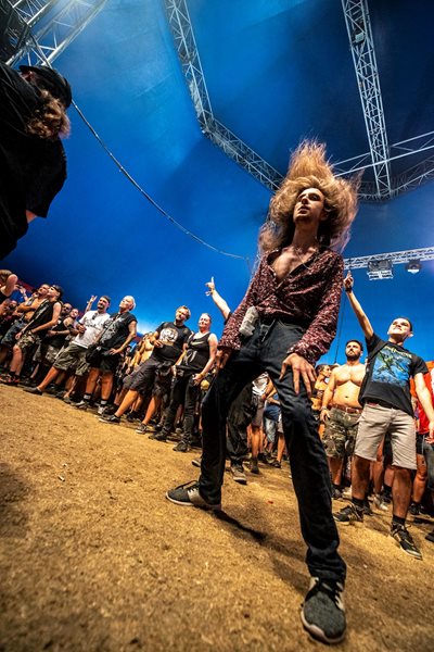 20220813 Crowd Annkermans