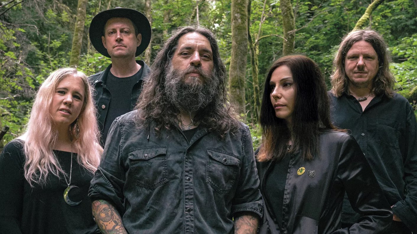 Crippled Black Phoenix Boerderij 2024