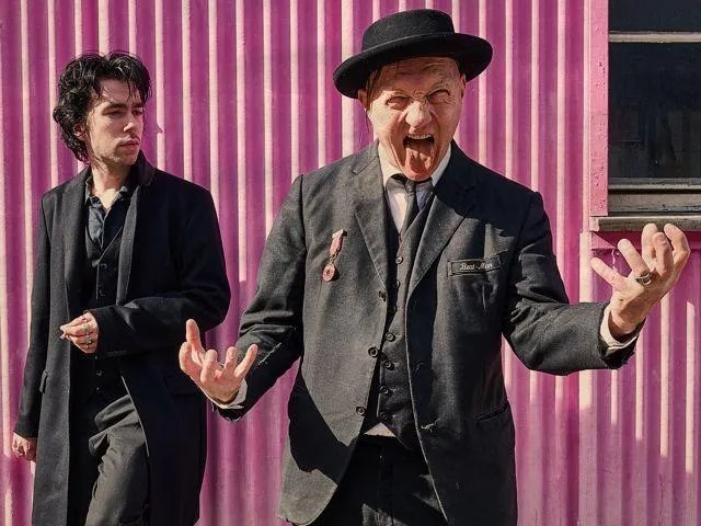 Reverend Beat-Man & Milan Slick Magasin 4 2026