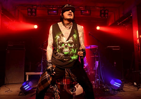 Kickin Valentina