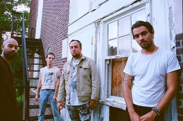 Poison Ruïn - Foto: Cecil Shang Whaley