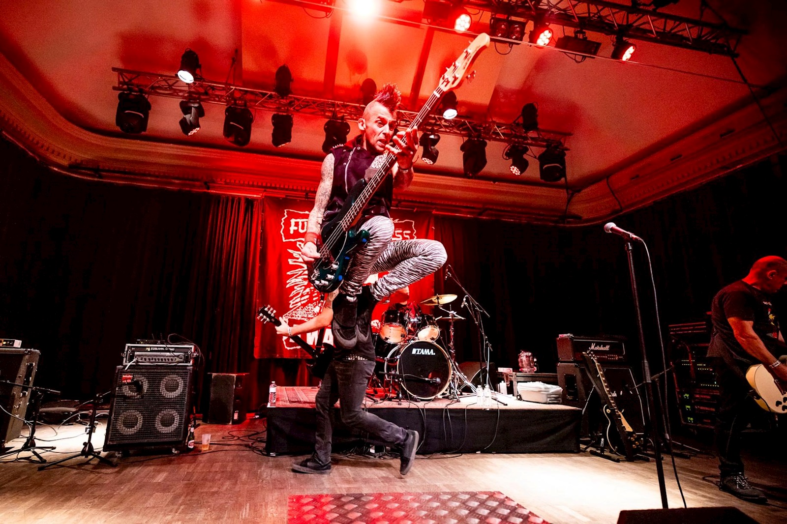 Funeral Dress @ De Casino 1