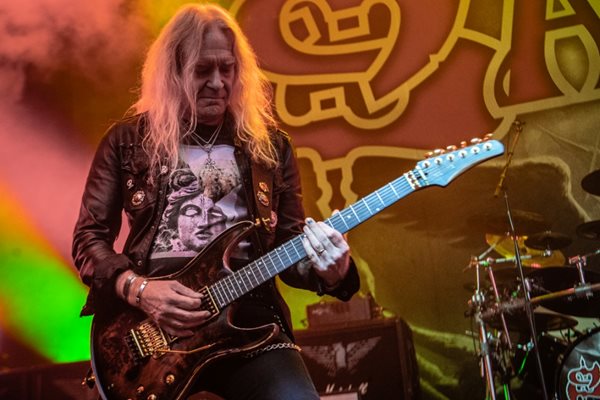 3. Saxon @ 013 2