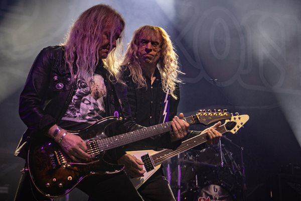 3. Saxon @ 013 3