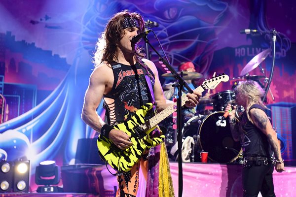 Steel Panther (2) Min