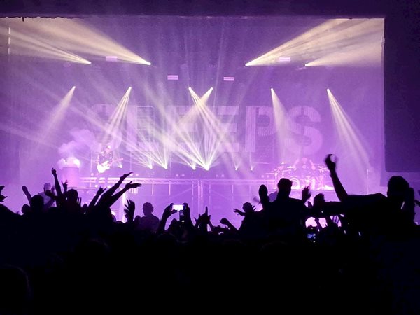 While She Sleeps (1)