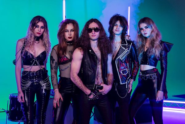 Cobra Spell Band 1