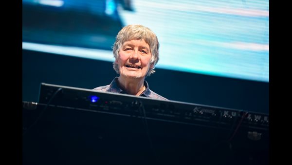Keyboard-wizard Don Airey