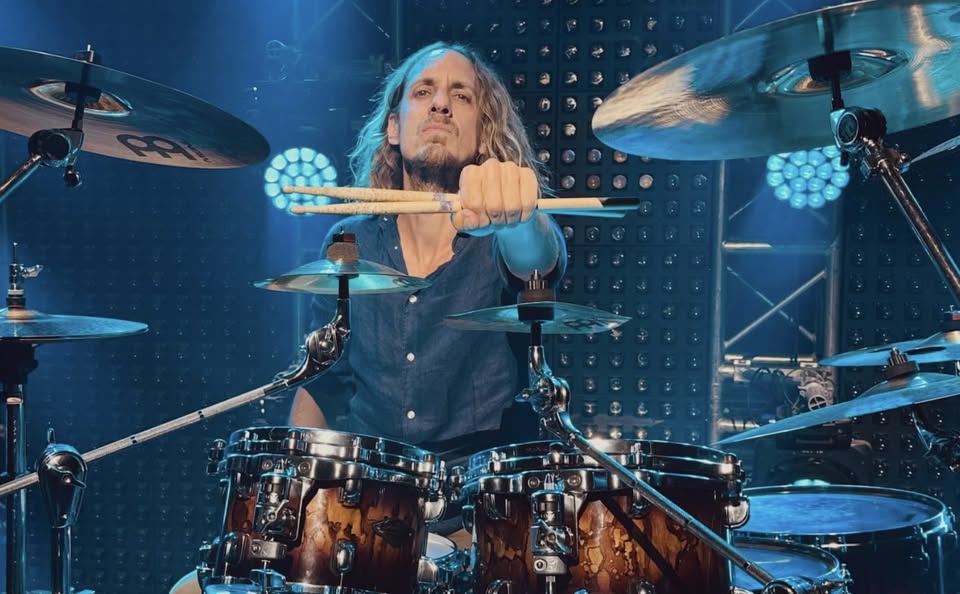 Stef Broks (Textures) Crossover 2026